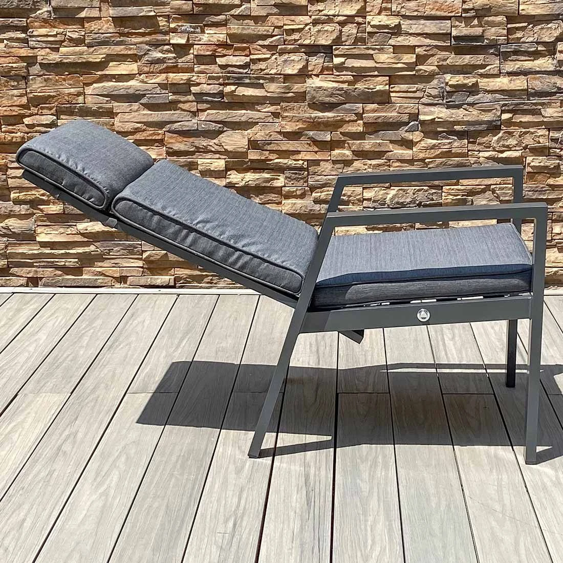 OUTLIV. Barcelona Gartenmöbelset 5-tlg. Tisch 160x90cm Anthrazit/Grau