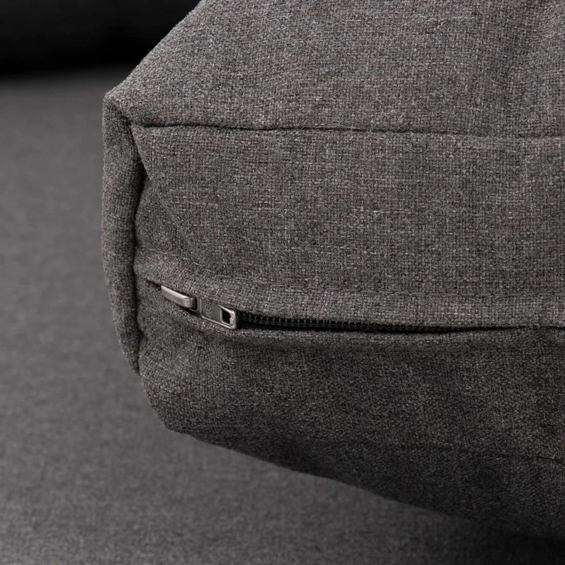 OUTLIV. Freddo Ecklounge 4-teilig Aluminium/Polster/Teak Dunkelgrau