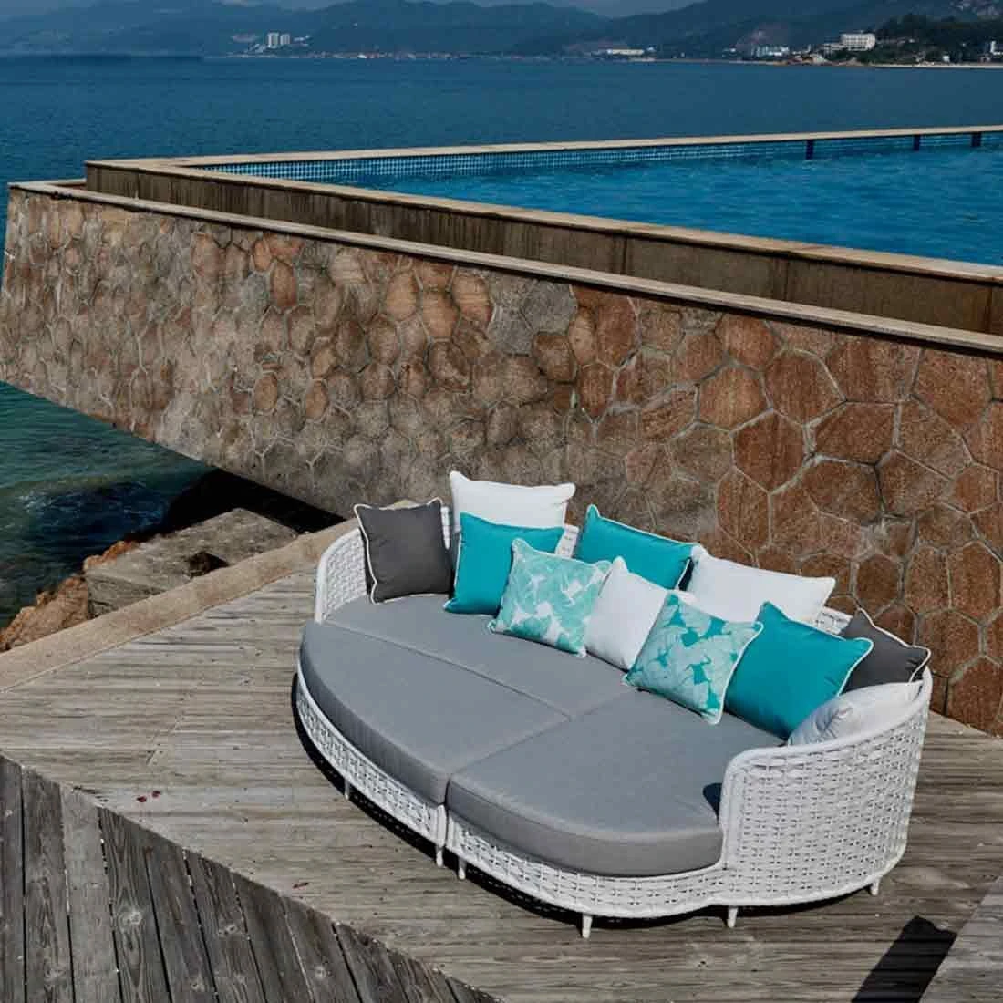 OUTLIV. Korsika Sonneninsel Geflecht Weiß/Grau