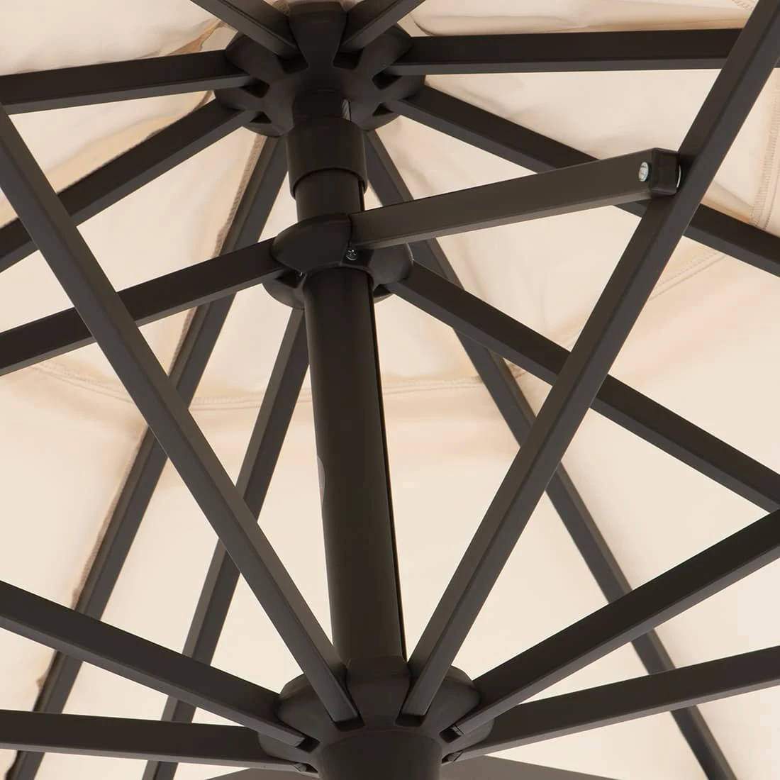 OUTLIV. Florenz Sonnenschirm Ø340cm Natur